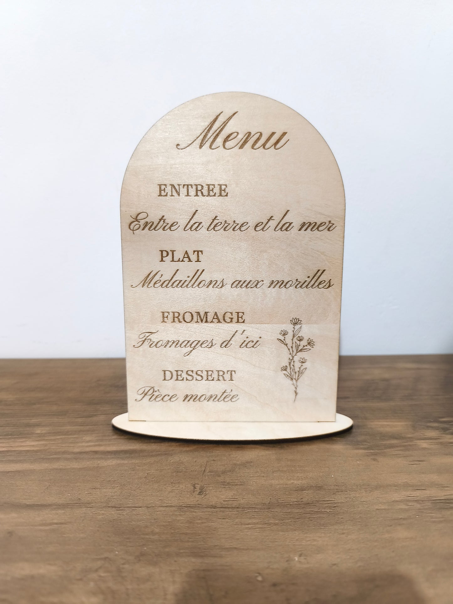 Menu de Mariage en Bois Personnalisé, Menu Gravé Arche, Décoration de Table Mariage Bohème, Menu Mariage Champêtre, Menu de baptême, Anniversaire.