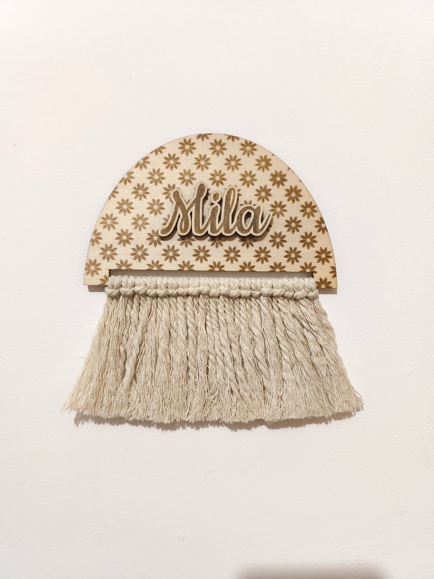 Suspension Murale Macramé et Bois Personnalisée – Déco Bohème Prénom Enfant