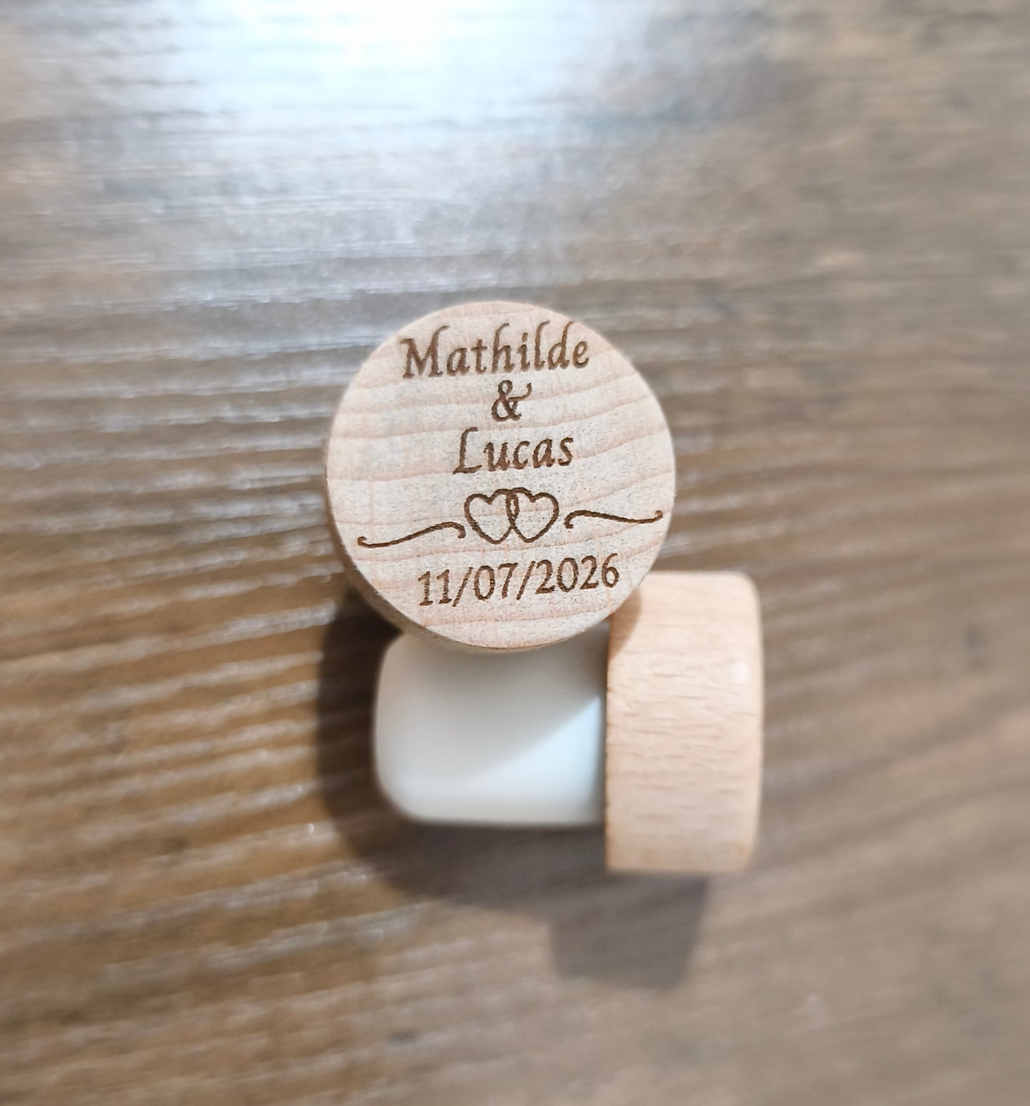 Bouchon de Bouteille Personnalisé en Bois, Cadeau Invité Mariage, Bouchon Gravé Anniversaire, cau Souvenir Événement, Bouchon Vin .