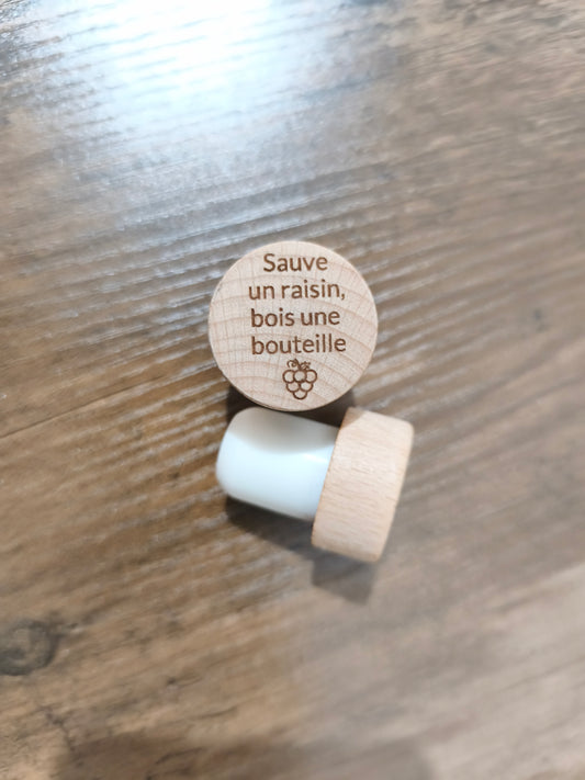 Bouchon de Bouteille en Bois Gravé – Humour Vin & Apéro