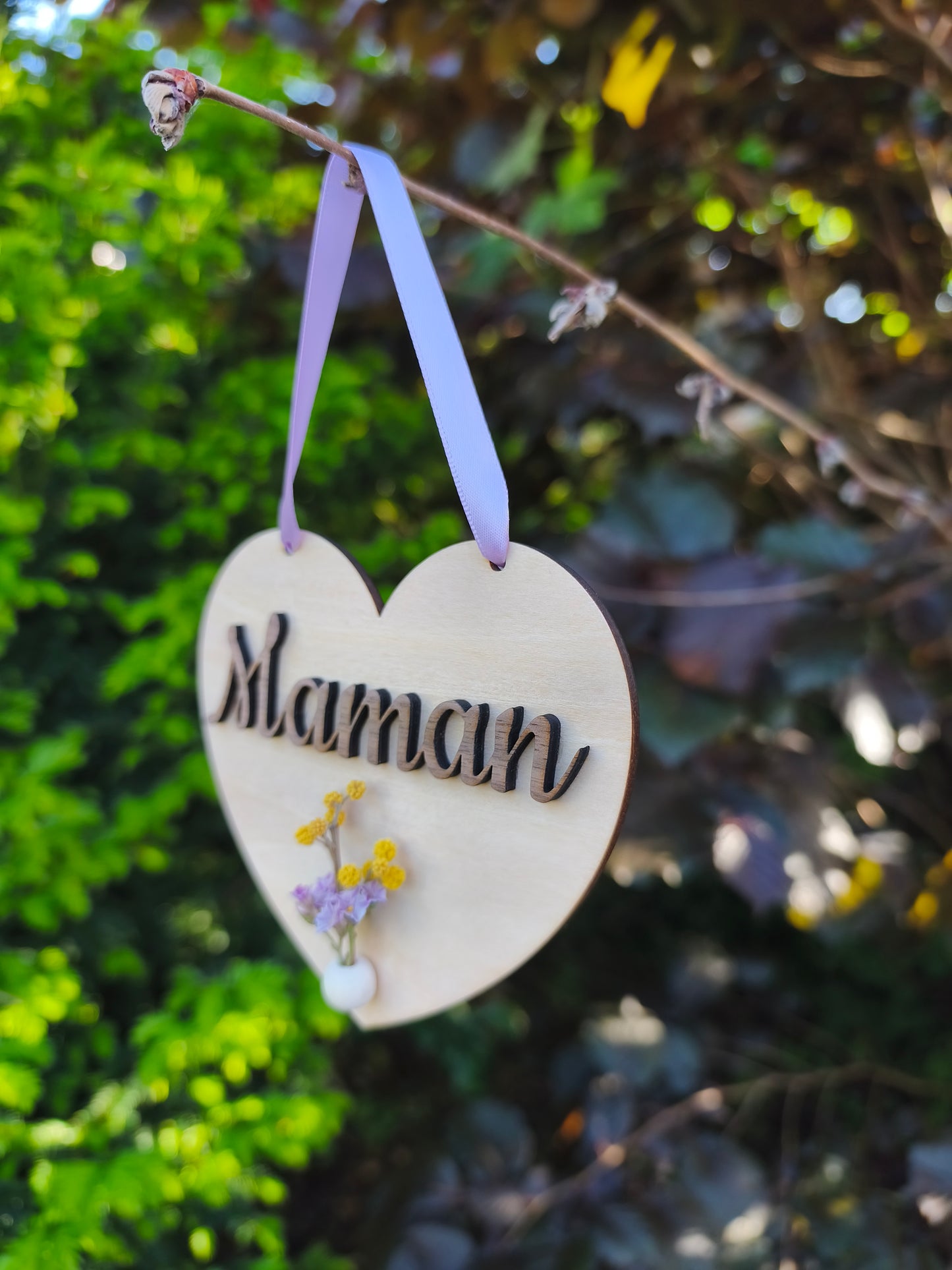 Suspension Cœur "Maman" en bois et fleurs séchées – Artisanat Français